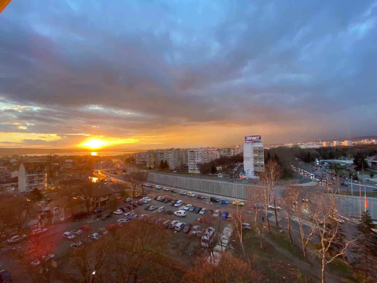 Apart72 - Modern And Cosy Варна Экстерьер фото