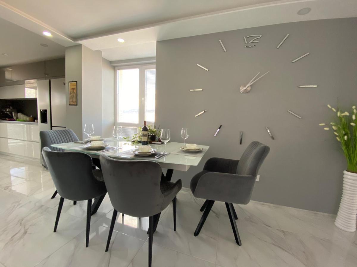 Apart72 - Modern And Cosy Варна Экстерьер фото